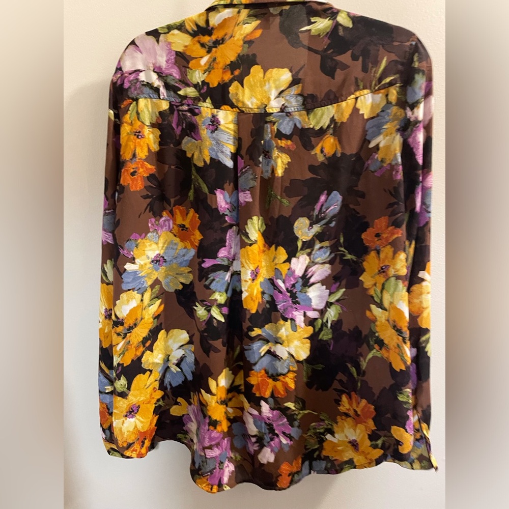Vibrant Floral Button-Up Blouse size XL fall colors - Picture 2 of 6